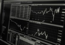Business Value of Red Hat Solutions Compared to Unpaid Alternatives TechProspect-The Business Value of Red Hat Solutions and Cost Relationship to Unpaid Alternatives