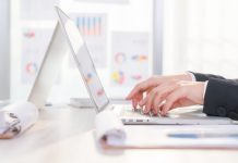 Building Microservices with Oracle Converged Database